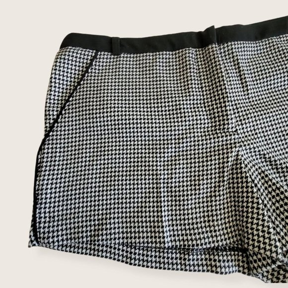 XOXO Black and White Shorts Flat Front Herringbone Juniors 11-12 NWT LH8002 - Picture 5 of 6